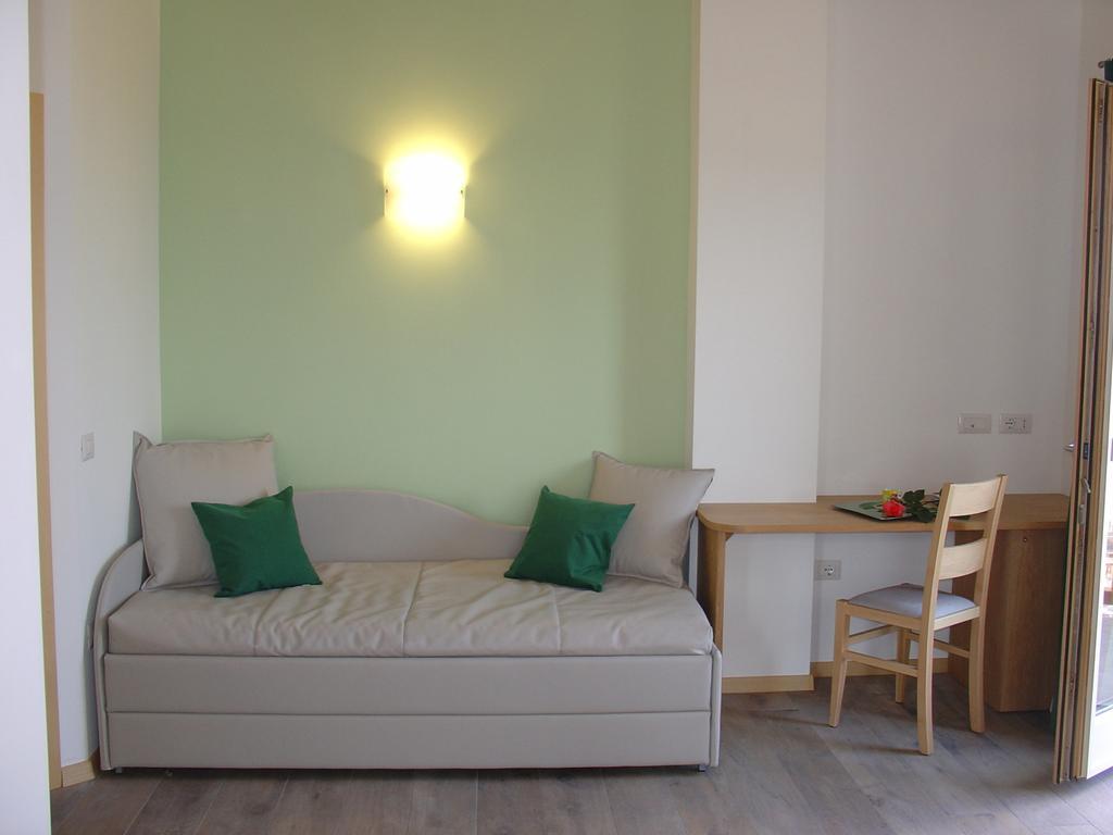 Agriturismo Girasole Fai della Paganella Habitación foto