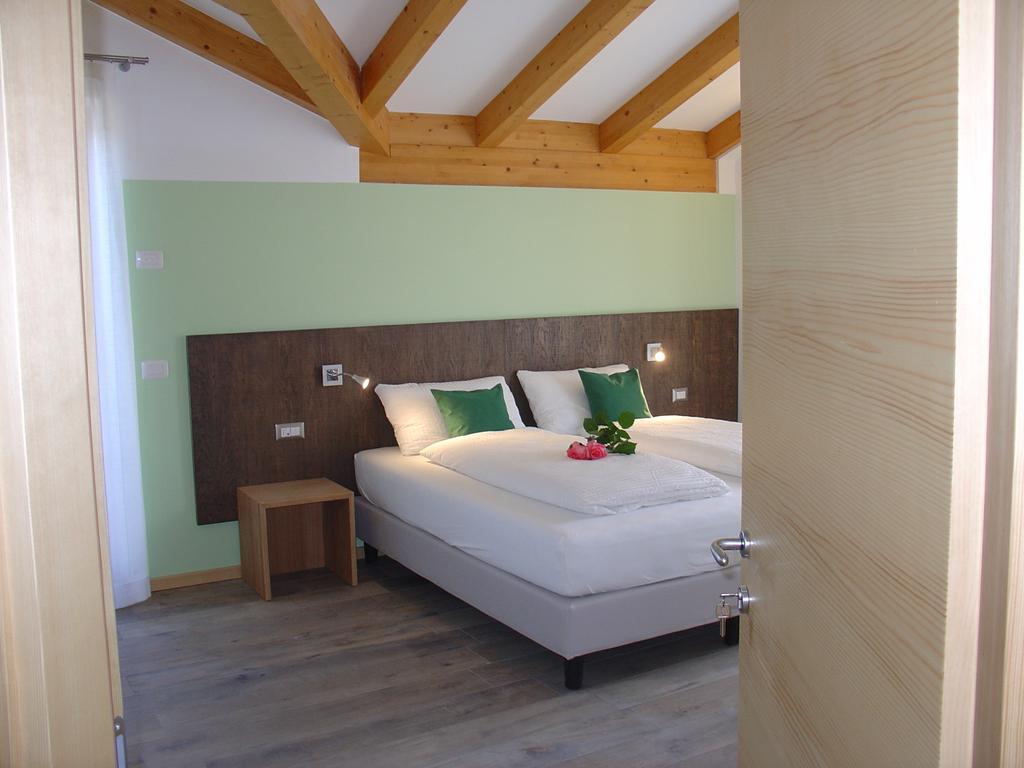 Agriturismo Girasole Fai della Paganella Habitación foto