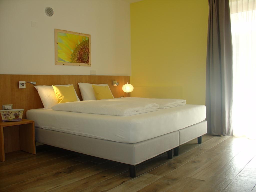 Agriturismo Girasole Fai della Paganella Habitación foto